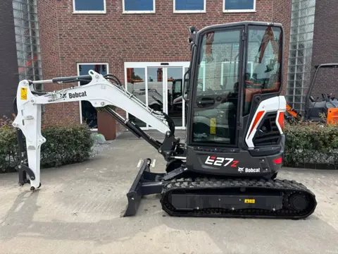 Bobcat E27Z (bj 2023)