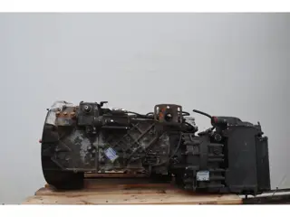 ZF 16S151OD+INT F2000 (bj 1999)