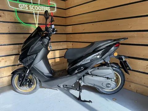 GTS Attitude 125cc A! NIEUW