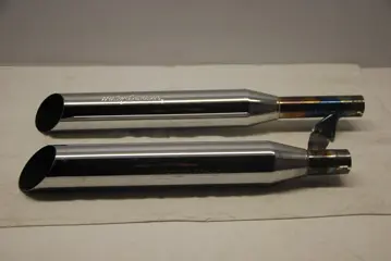 UITLAAT Harley Davidson Softtail 2000 - 2017