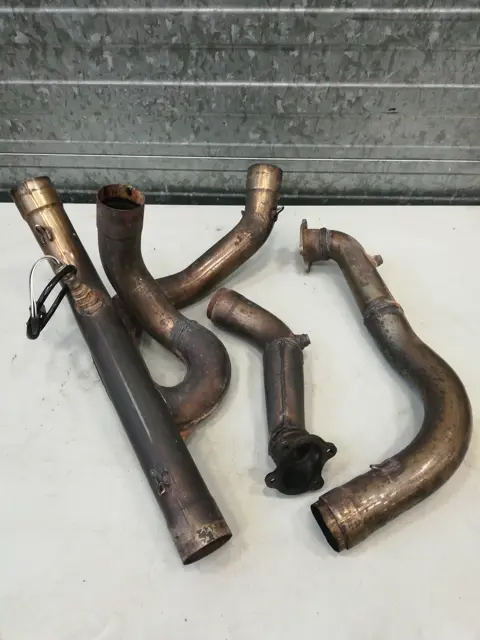 UITLAATBOCHTEN Aprilia RSV 1000 2004 - 2005