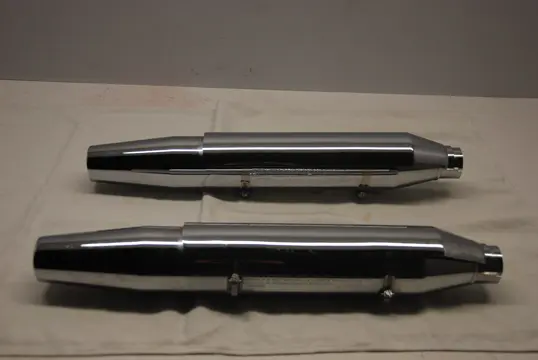 UITLAAT Harley Davidson Softtail 2000 - 2017