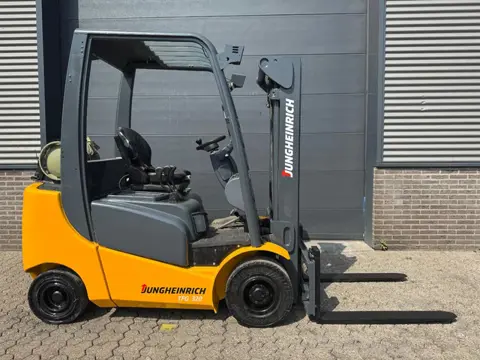 Jungheinrich Tfg320 2 ton LPG heftruck (bj 2010)