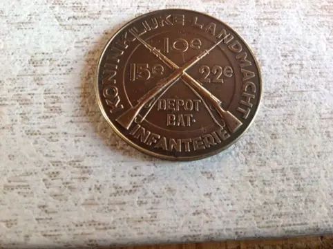 Penning ter herinnering aan de meidagen van 1940