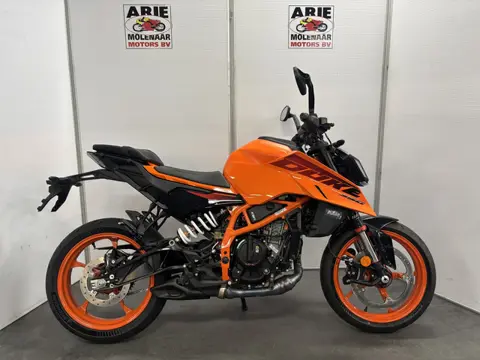 KTM 390 Duke ABS (bj 2025)