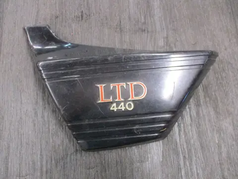 LINKER ZIJKUIP KLEIN Kawasaki LTD 440 1970 - 2012
