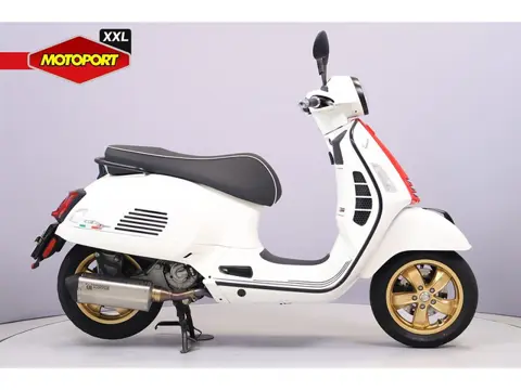 Vespa GTS 300 SUPER (bj 2022)