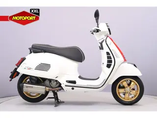 Vespa GTS 300 SUPER (bj 2022)