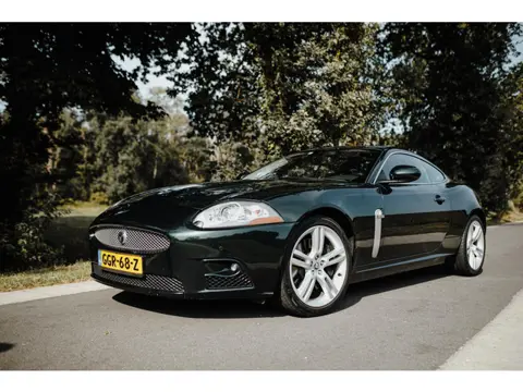 Jaguar XKR 4.2 V8 Coupé (BTW) Youngtimer