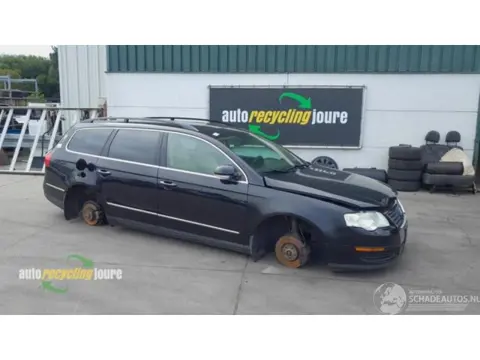 Volkswagen Passat onderdelen (kleur: LC9X) donorauto