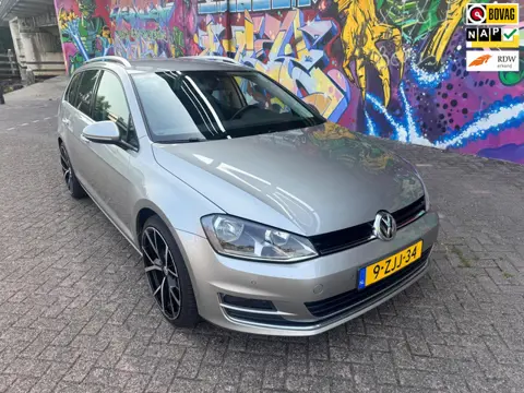 Volkswagen Golf Variant 1.4 TSI Business Edition vol optie's perfect onderhouden deze auto rijd gehe