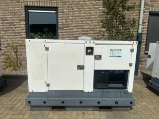 Iveco FPT F32 AM1A Leroy Somer 32 kVA Silent generatorset 368 hours !