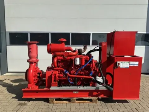 Iveco 8361 SRI 10.00 Ingersoll Dresser Waterpomp as New ! 430 m3 / h 9.5 Bar