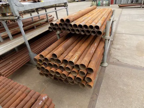Diversen Boorbuis Drill pipe 135 meter 45 pcs 93 mm