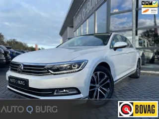 Volkswagen Passat 1.6 TDI Highline Business R | DSG | Panoramadak | Navi | Camera | Stoel & Stuurver