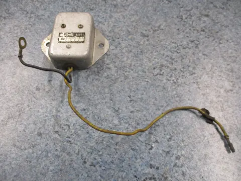 SPANNINGSREGELAAR Suzuki GS 400 E 1970 - 1979
