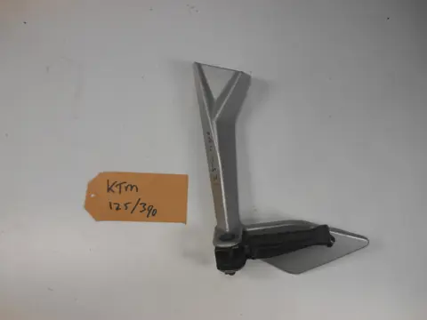 DUO VOETSTEUN LINKS KTM 125 Duke 2011 - 2012