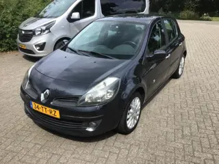 RENAULT CLIO 1.4-16V EXCEPTION
