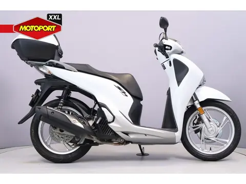 Honda SH 150 (bj 2019)