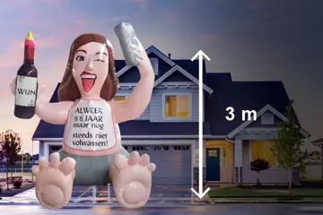 Sarah pop Selfie Baby met Mobiele telefoon te huur, landelij