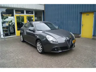 Alfa Romeo Giulietta 1.4 T Distinctive 170 pk, Airco/ECC, Navi, MOOI!!!!