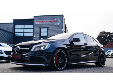 Mercedes-Benz A-klasse AMG 45 4MATIC Edition 1 | Achteruitrijcamera | Kuipstoelen | Pano