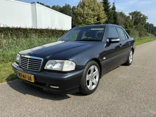 Mercedes-Benz C-Klasse 180 Classic / ORG NEDERLANDS / 142dkm! NAP!