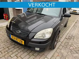 Kia RIO AIRCO&APK RIJDT SCHAKELT PERFECT..