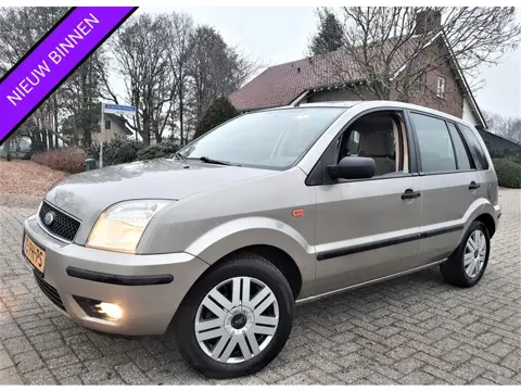 Ford Fusion 1.6-16V Futura 5-Deurs met Airco en Trekhaak !