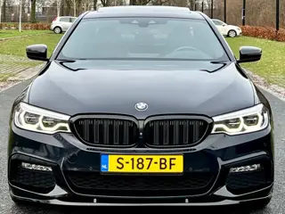BMW 5-serie 530e M-Performance RIJK UITGERUST
