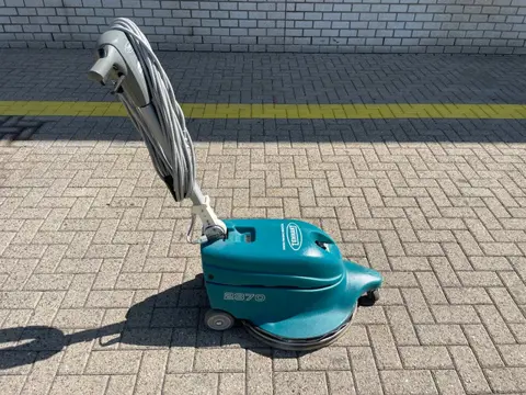 TENNANT 2370 (bj 2004)
