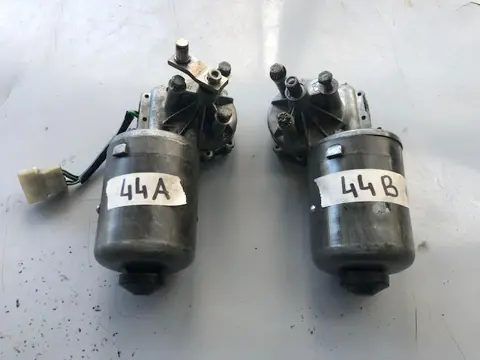 Headlight lift motors for Lamborghini Urraco
