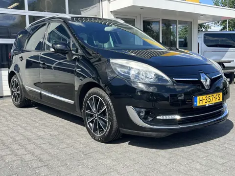 Renault Grand Scénic 1.2 TCe Bose 7p. Trekhaak Climate control Navigatie