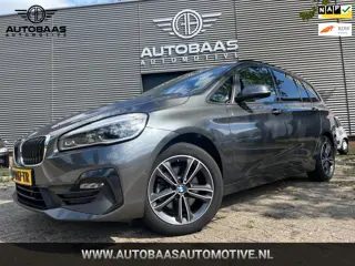 BMW 2-serie 218i Gran Tourer Business Edition AUTOMAAT+NL-AUTO+NAP+1EIG+7-PERSOONS+NAVIGATIE+1/2 LED