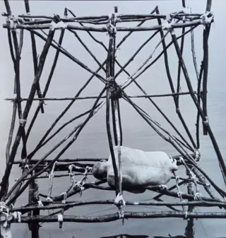 Dieter Appelt (1935) - Action im Augenturm