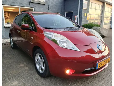 Nissan Leaf Acenta 24 kWh camera (bj 2014, automaat)