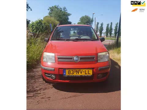 Fiat Panda 1.2 Dynamic Met Nieuwe APK