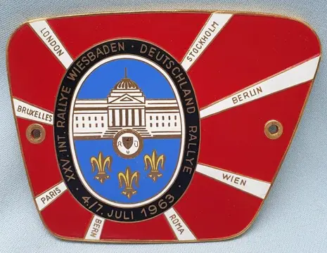 Decoratief object - Geëmailleerde Grille Badge - AvD - XXV.
