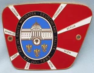 Decoratief object - Geëmailleerde Grille Badge - AvD - XXV.