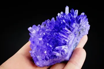 BLAUWE kleur QUARTZ cluster - geen minimumprijs - 79×51×44
