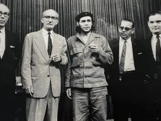 Perfecto Romero (1939) - Lider Che Guevara en una