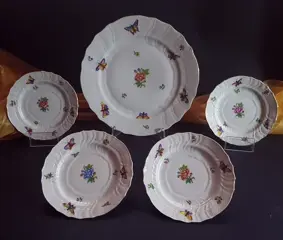 Herend - (bescheiden) Victoria patroon taart serveren. (5)