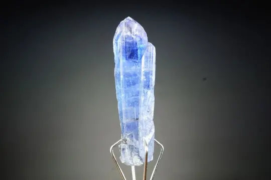 Groot TANZANITE kristal - diep paars kristal - echt -