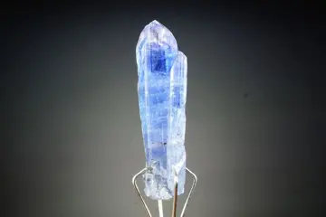Groot TANZANITE kristal - diep paars kristal - echt -