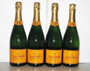 Veuve Clicquot "Carte Jaune" - Champagne Brut - 4 Flessen