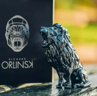 Richard Orlinski (1966) - Lion