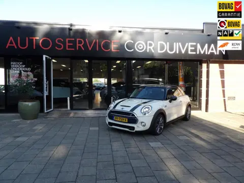 Mini Mini 2.0 Cooper S Automaat Chili Serious Business //volledig onderhouden //cooper S INCL AFLEVE