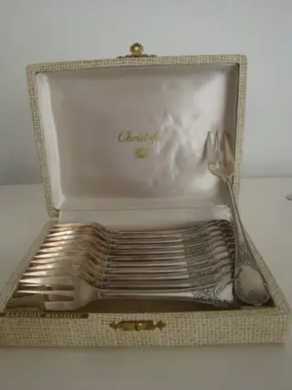 12 christofle-oestervorken in hun doos - Art Nouveau -