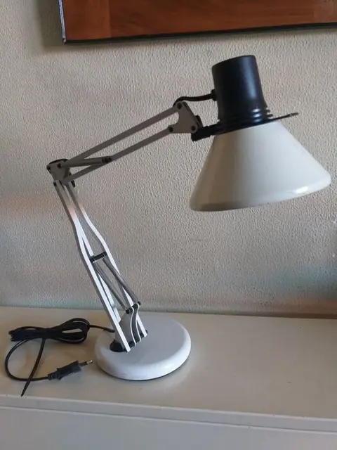 Fase - Tafellamp van het merk Fase (1)