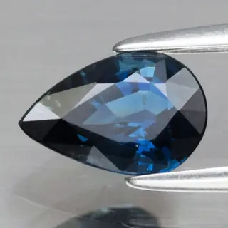 Groenachtig blauw Saffier - 1.01 ct